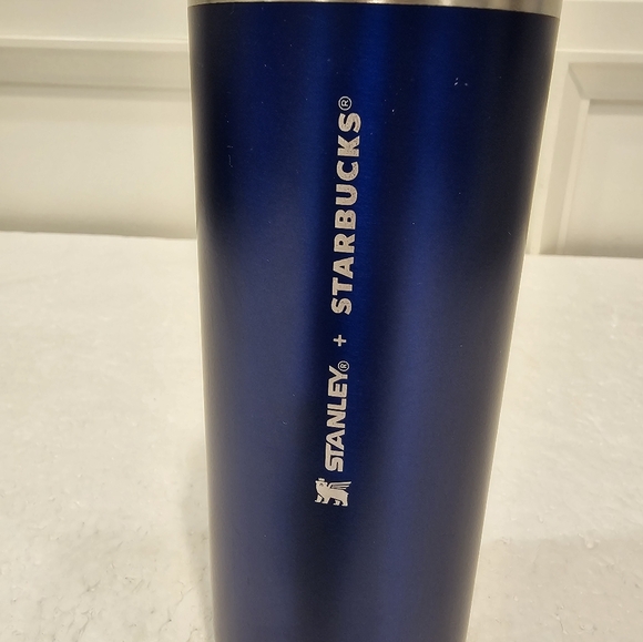 Stanley X Starbucks stainless steel tumbler - Picture 11 of 12